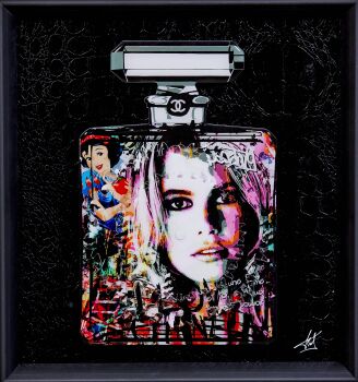 Bottle Magic Brigitte by Fred Meurice
