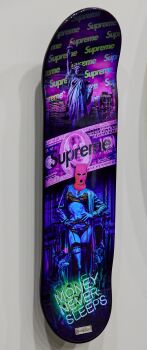 Money never sleeps skateboard by Roy van der Laars