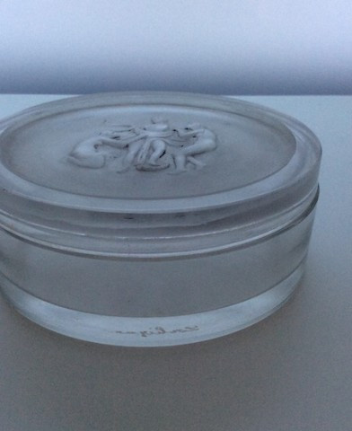 A rare box for Nina Ricci circa 1937 by René Lalique