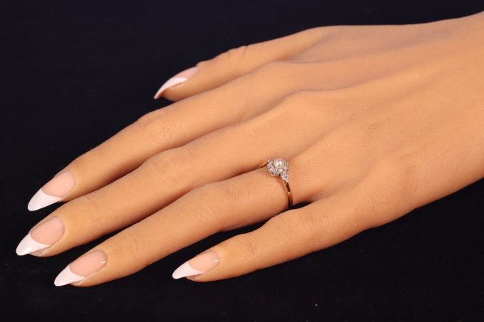 Vintage antique diamond and pearl engagement ring by Onbekende Kunstenaar