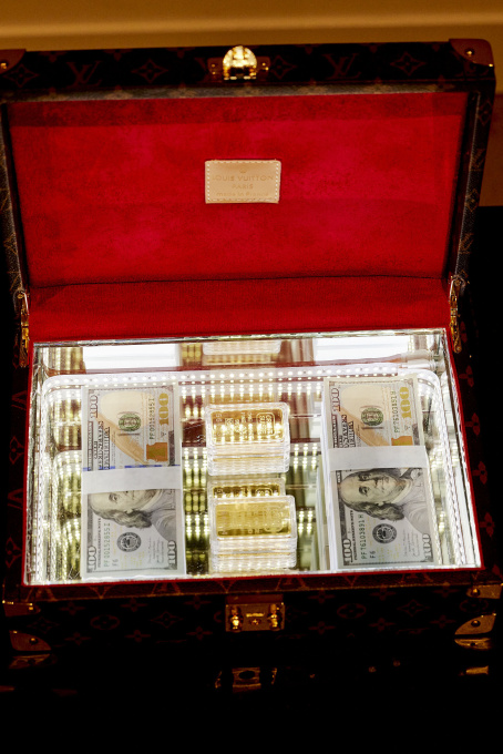 Louis treasure box by Phantom Art