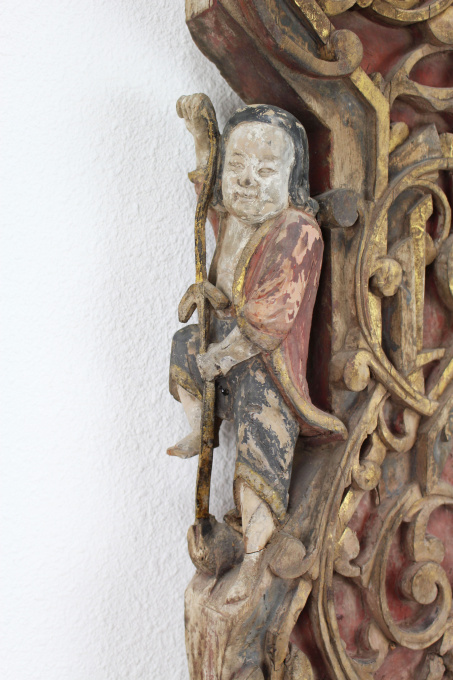 Two large Chinese carved wooden architectural wall panels, Qing dynasty, 19th century by Artista Desconocido