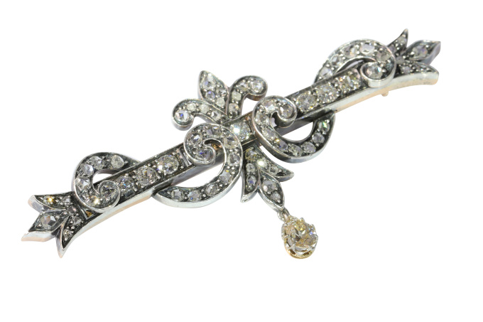 Vintage antique diamond bar brooch by Unknown artist