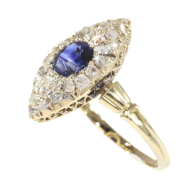 Early Victorian diamond and natural vivid blue sapphire engagement ring by Unbekannter Künstler