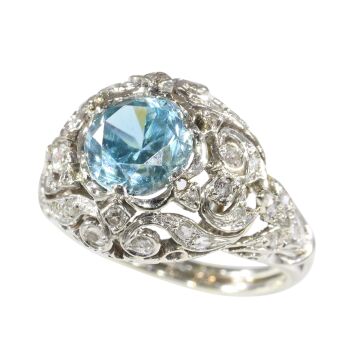 Vintage Platinum Ring with Blue Zircon – Mid-Century Elegance in Openwork Design by Unknown artist