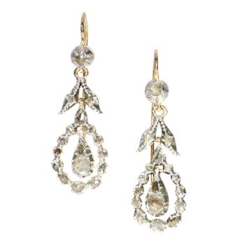 Late Georgian rose cut diamond long pendent earrings by Unbekannter Künstler