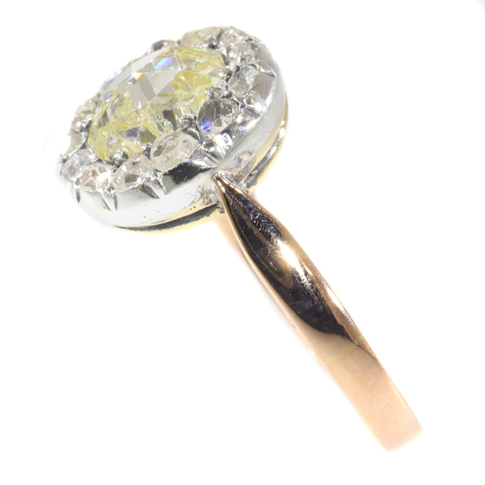 Victorian ring with rose cut diamonds by Artista Desconocido