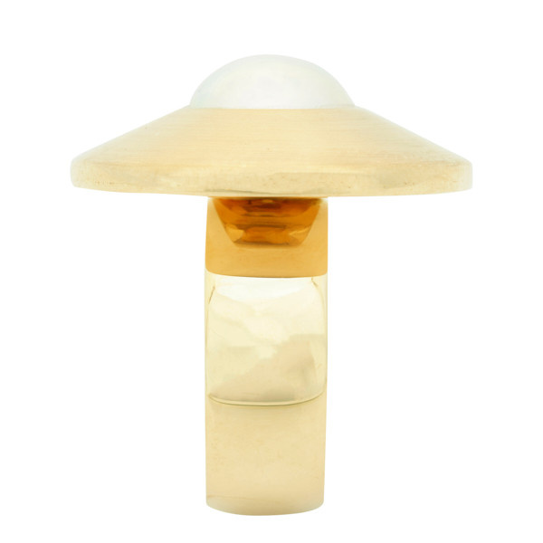 UFO ring with a mabé pearl by Artista Desconhecido