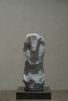 Concrete head - In Stock by Thomas Junghans