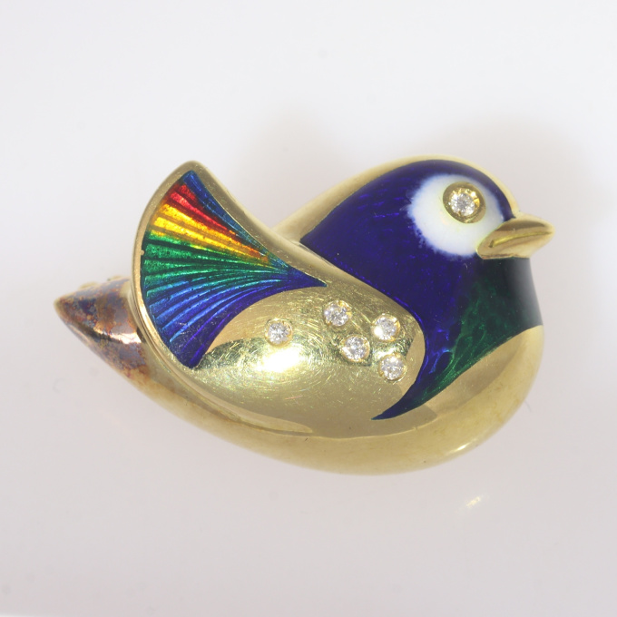 Vintage gold enameled bird brooch set with brilliant cut diamonds by Artiste Inconnu