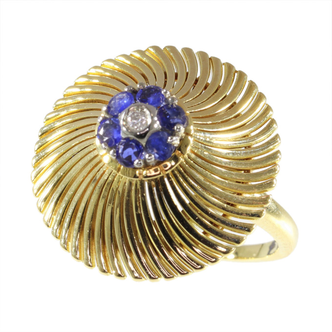 Iconic Vintage 18K Gold Ring from the Sixties, Set with Diamond and Sapphires by Artista Sconosciuto