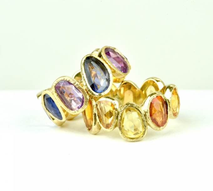 9 stone ring in sapphire by Mary van der Sluis