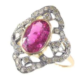 Vintage diamond ring with large rubelite by Artista Sconosciuto