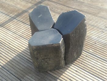 Dark donjon basalt by Ton Kalle