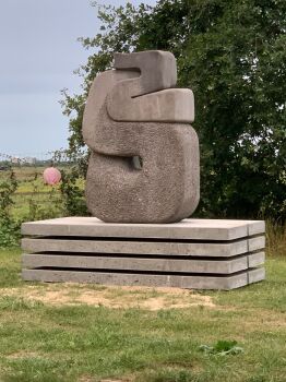 Steen in beweging by Guy Janssen