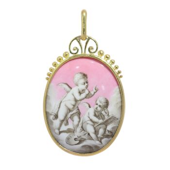 Georgian Gold Pendant with Grisaille Enamel of Two Cherubs by Artista Sconosciuto