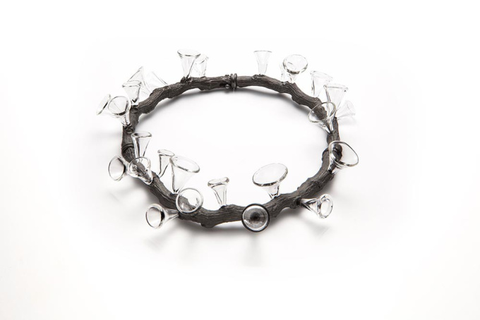 Necklace 'Trumpets' by Evert Nijland