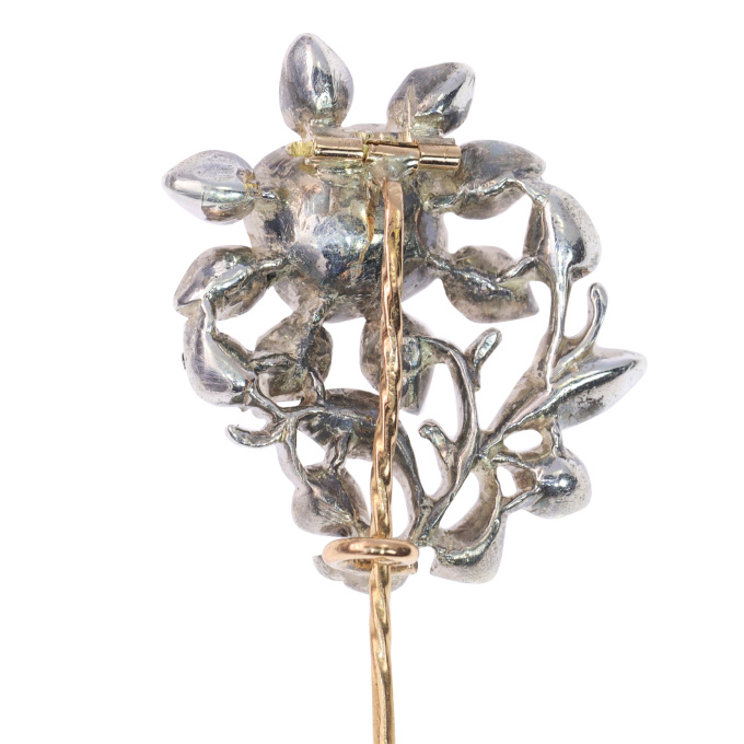 Elegance Through Ages: 1760 Rococo Diamond Pin, a Cherished Heirloom by Onbekende Kunstenaar