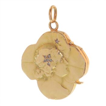Vintage Art Nouveau 18K gold good luck locket set with diamonds by Unbekannter Künstler