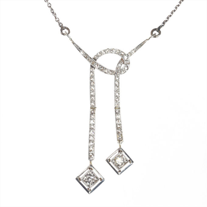 Charming vintage Belle Epoque diamond necklace by Artista Desconhecido