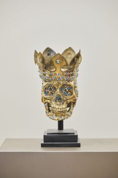Crowned King by Angela Gomes