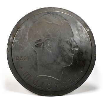 Epoxy model obverse 5 frank Leopold III by Artiste Inconnu