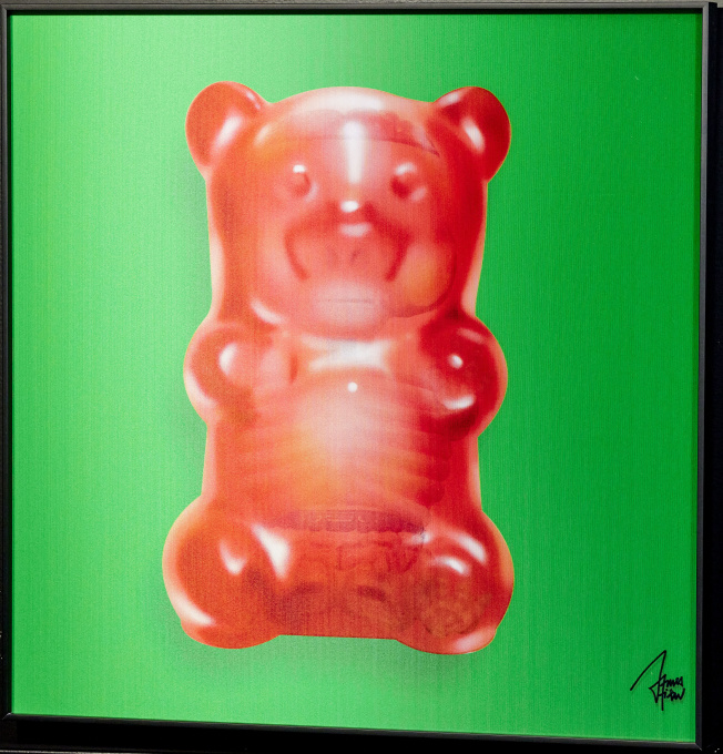 Gummy Bear – Green by James Chiew