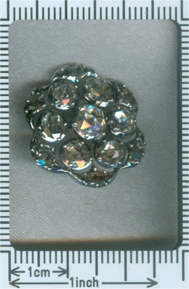 18th Century diamond button by Artista Sconosciuto