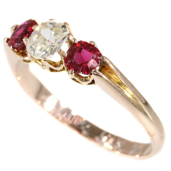 Antique ring with old mine brilliant cut diamond and two red strass stones by Unbekannter Künstler