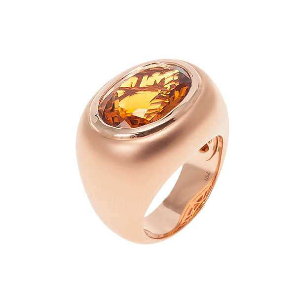 Oval citrine matte ring by Artista Desconhecido