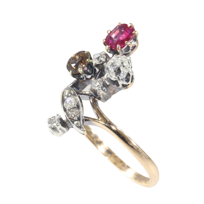 Vintage antique gold ring with fancy colour diamond, natural ruby and old mine cut diamonds by Artiste Inconnu