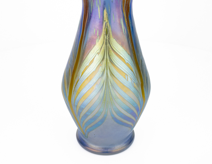 Johann Loetz Witwe – Phänomen Genre vaas in blauw opaal – 1902 by Johann Loetz (Lötz) Witwe Klostermühle