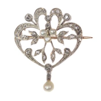 Vintage antique brooch pendant set with rose cut diamonds and seed pearls by Unbekannter Künstler