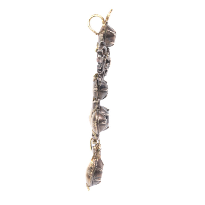 High quality Baroque diamond cross by Onbekende Kunstenaar