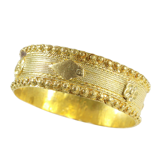 Antique 18K Gold Wedding Band, Circa 1820 – Wear a Piece of History, Feel the Love by Artiste Inconnu
