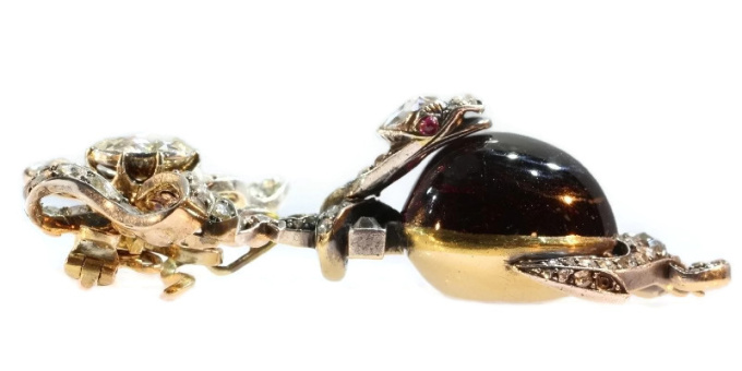 Early-Victorian diamond brooch-pendant medallion large heart shaped garnet cabochon snake anchor and bow by Unbekannter Künstler