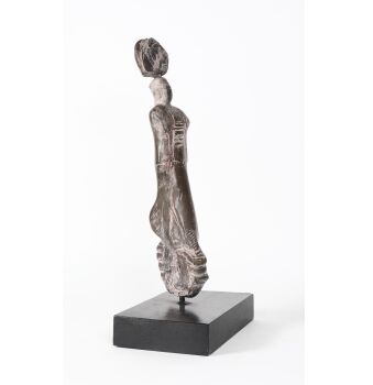 Vrouw met vlinder by Fioen Blaisse