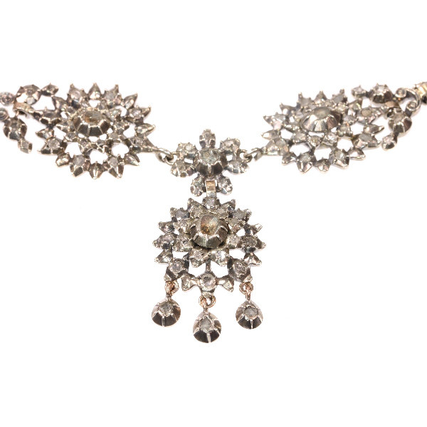 Antique Victorian diamond necklace by Artiste Inconnu