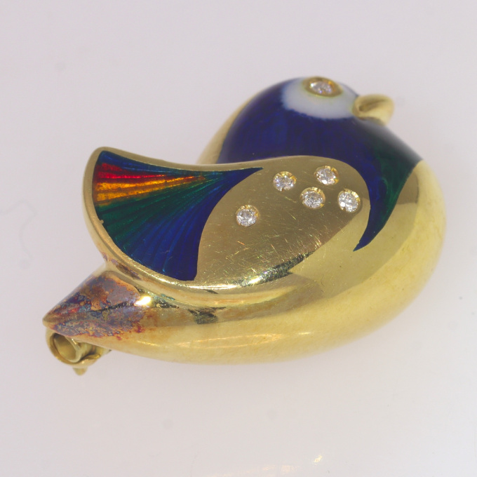 Vintage gold enameled bird brooch set with brilliant cut diamonds by Artiste Inconnu