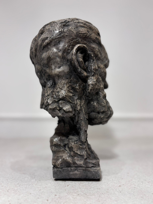 Sculpture Mimir by Faura Balsa