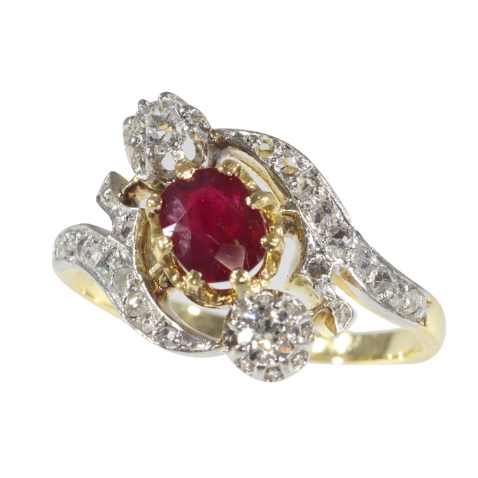 Vintage French Belle Epoque diamond and natural ruby cross-over engagement ring by Artista Desconhecido