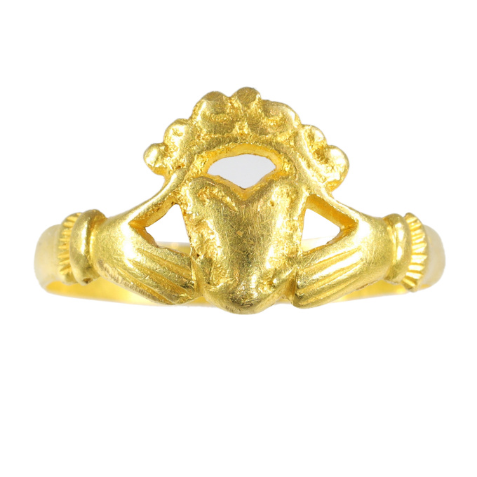 Love Across Centuries: A Dutch 1670 Claddagh Ring by Artista Desconocido