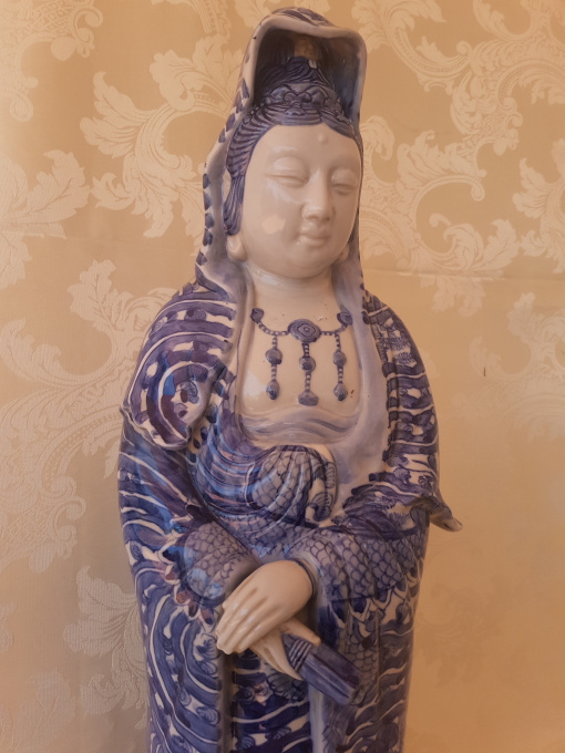 Japanese porcelain Guan Yin. Taisho period (1912-1926) by Onbekende Kunstenaar