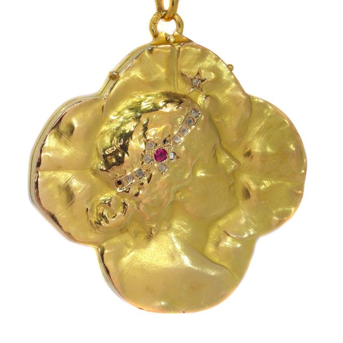 Genuine vintage Art Nouveau 18K gold locket good luck charm by Artista Sconosciuto
