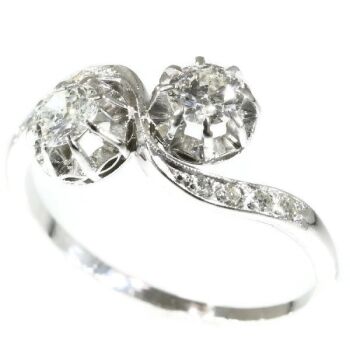 Vintage love ring so called toi et moi or cross over ring with diamonds by Unbekannter Künstler