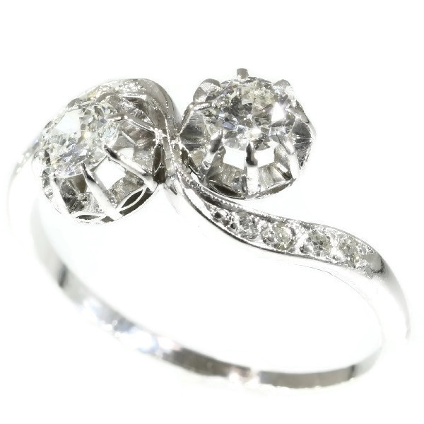 Vintage love ring so called toi et moi or cross over ring with diamonds by Artista Sconosciuto