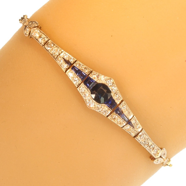 Belle Epoque gold and platinum bracelet with diamonds and sapphires by Artiste Inconnu