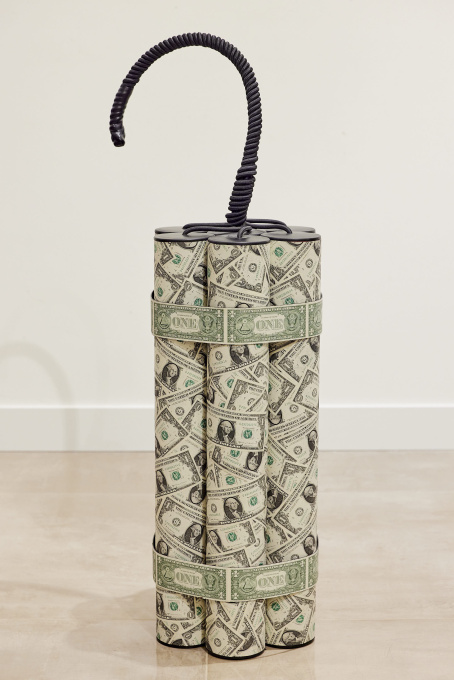 Dollar Dynamite XXL by Remy Aillaud
