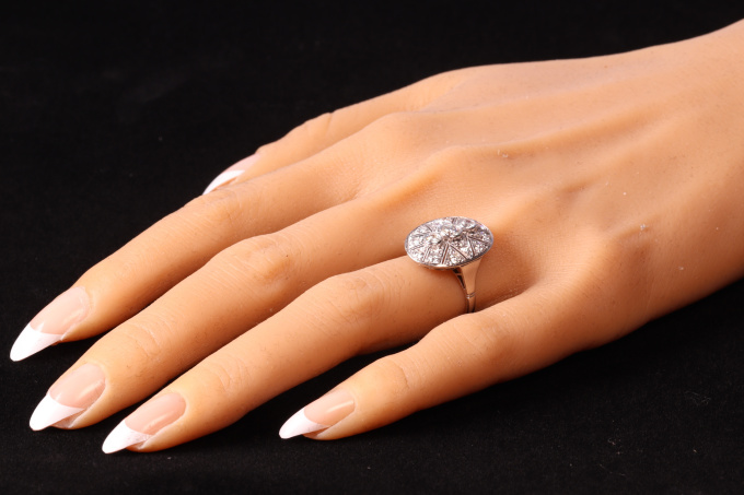 Eternal Romance: A 1950s Art Deco Diamond Ring by Onbekende Kunstenaar