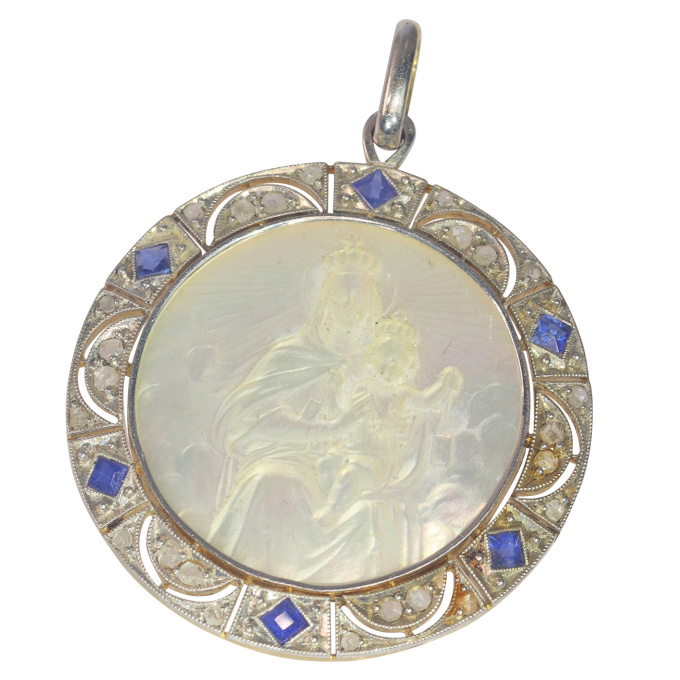 Vintage 1920's Edwardian - Art Deco diamond and sapphire Mother Mary and baby Jesus medal by Artista Desconocido